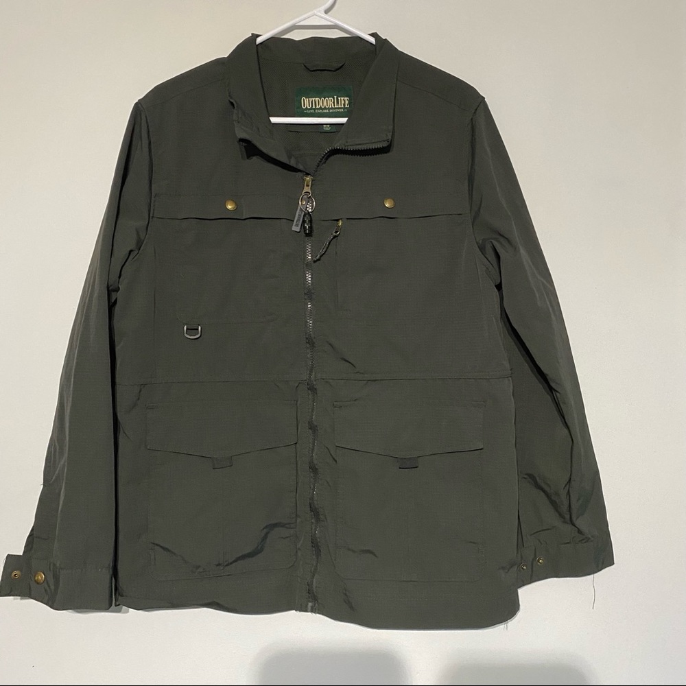 outdoor windbreaker water resistant